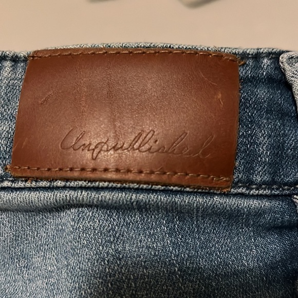 Unpublished brand Jeans 26 - Picture 2 of 8